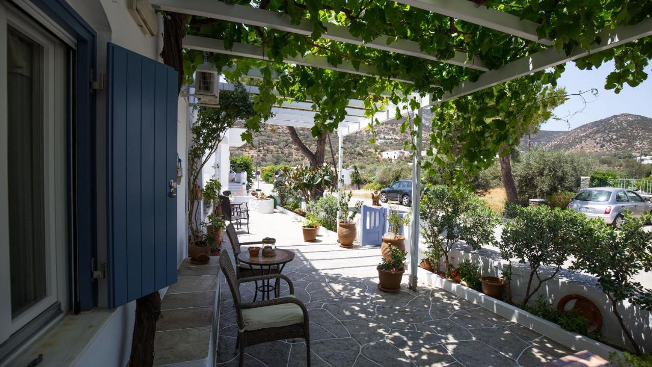Pension Ageliki Sifnos Platis Gialos  Eksteriør bilde